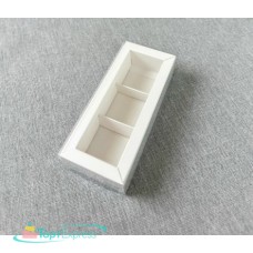 Коробка для 3 конфет с прозрачной крышкой белая