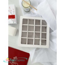 Коробка для 16 конфет с рамкой белая